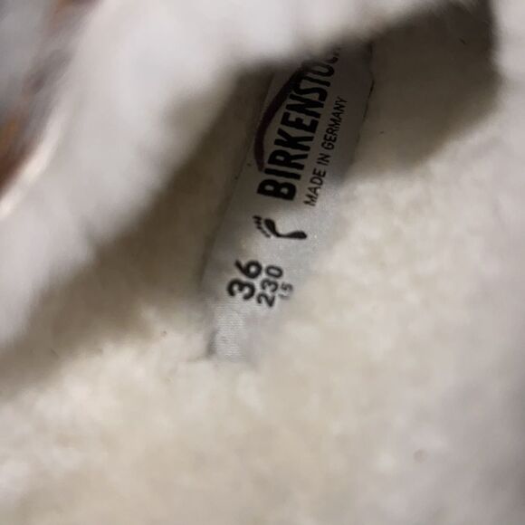 BIRKENSTOCK ARIZONA SHEARLING SANDALS NWT BROWN WHITE FUR - Picture 9 of 10